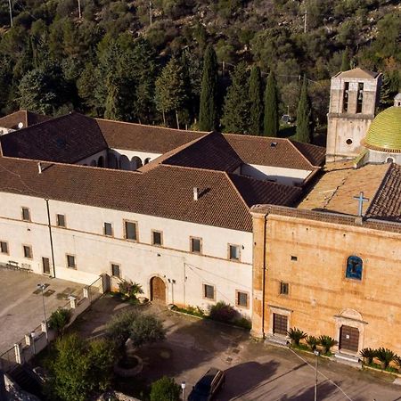 ホテル Convento Di Stignano Rignano Garganico エクステリア 写真