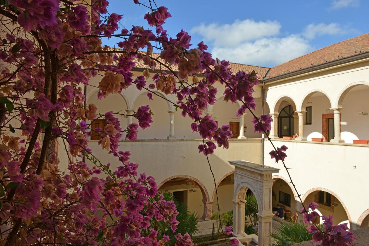 ホテル Convento Di Stignano Rignano Garganico エクステリア 写真