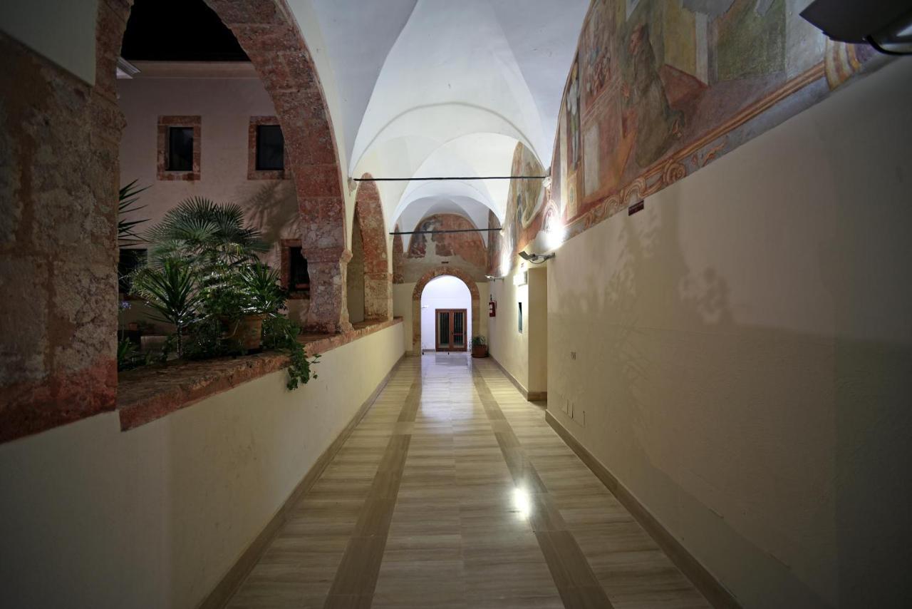ホテル Convento Di Stignano Rignano Garganico エクステリア 写真