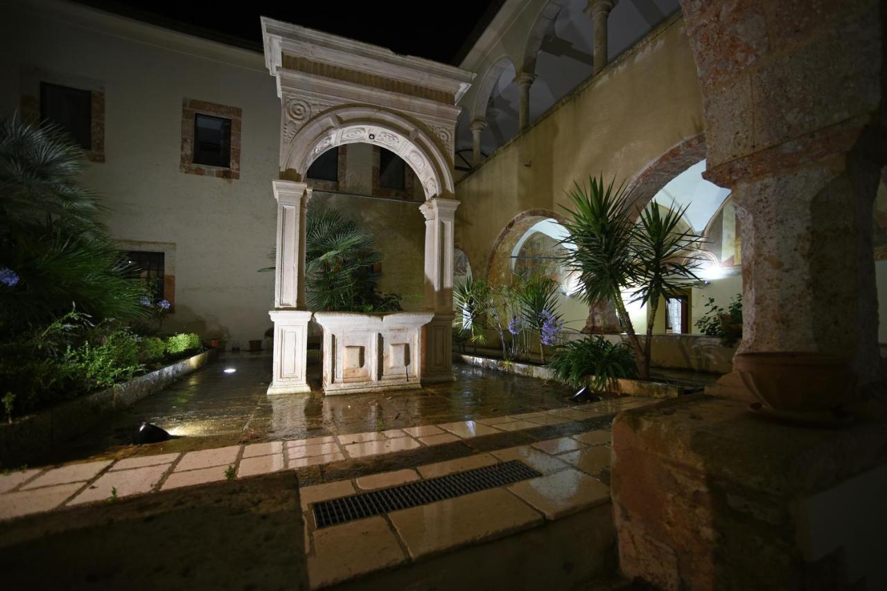 ホテル Convento Di Stignano Rignano Garganico エクステリア 写真
