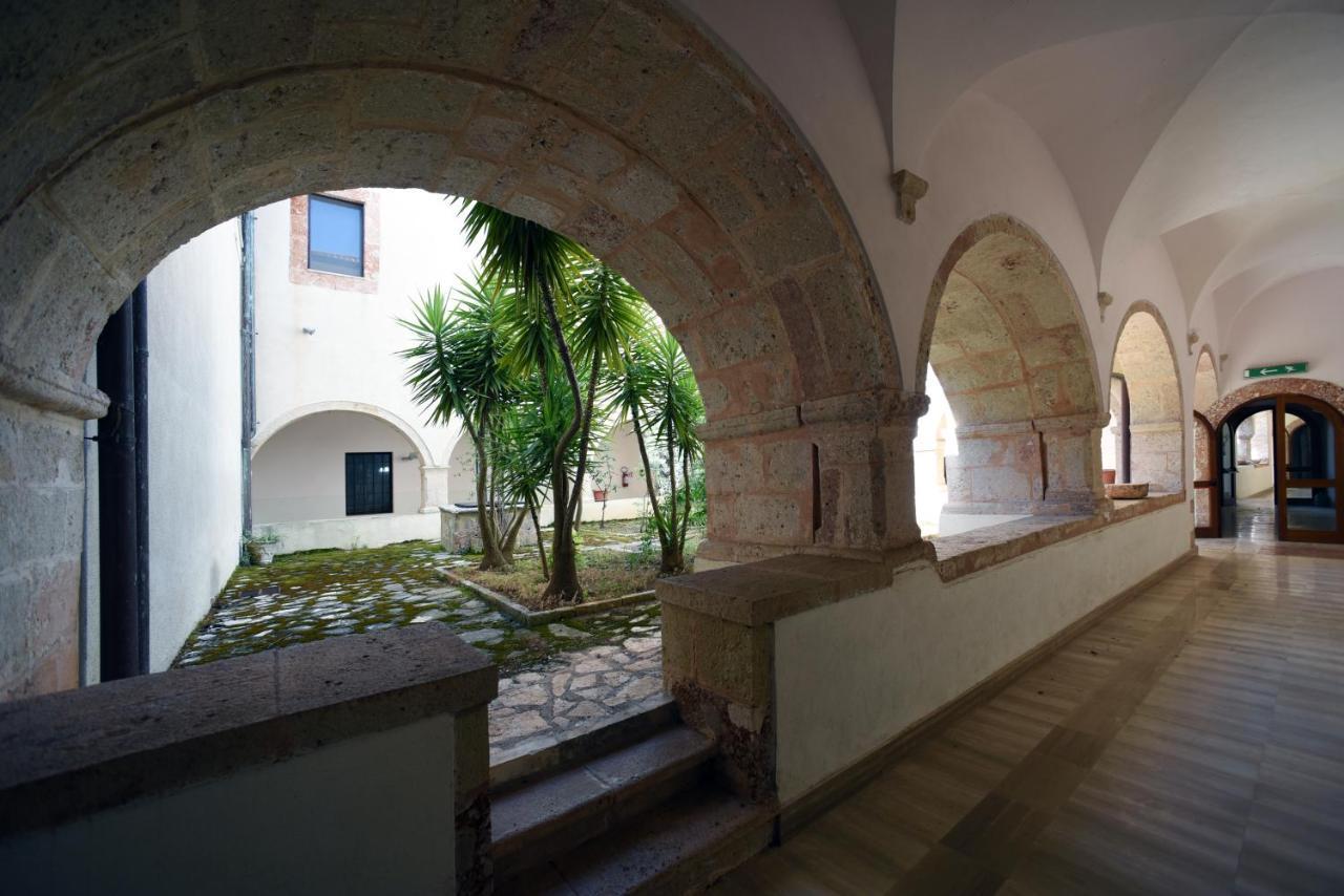 ホテル Convento Di Stignano Rignano Garganico エクステリア 写真